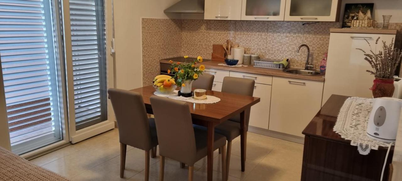 Apartament Apartman Maja Split Zewnętrze zdjęcie
